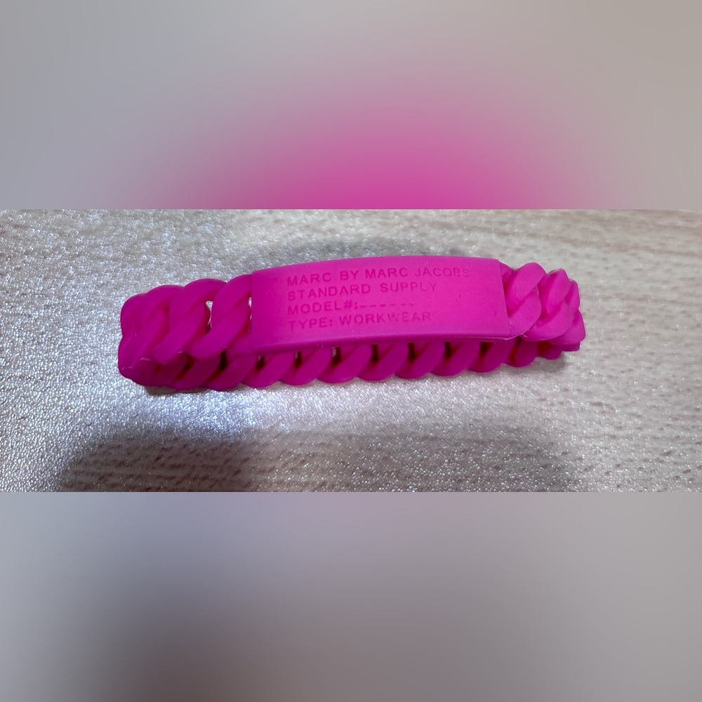 Marc by Marc Jacobs Vibrant Pink Chain Bracelet